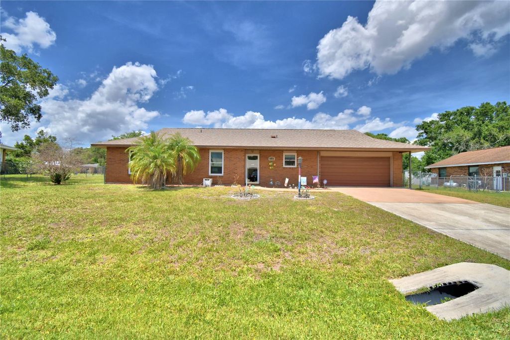 Photo of 1330 Chloe Terrace, Sebring, FL 33870 (MLS # P4938652)