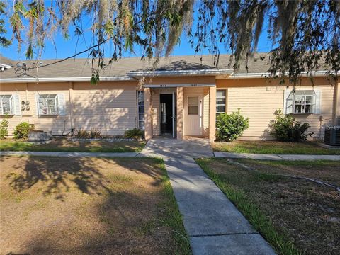 1605 CLUB CIRCLE 1605 LAKESHORE FL 33854