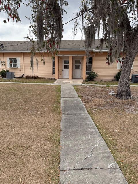 Photo of 1605 Club Circle #1605, Lakeshore, FL 33854 (MLS # K4903309)