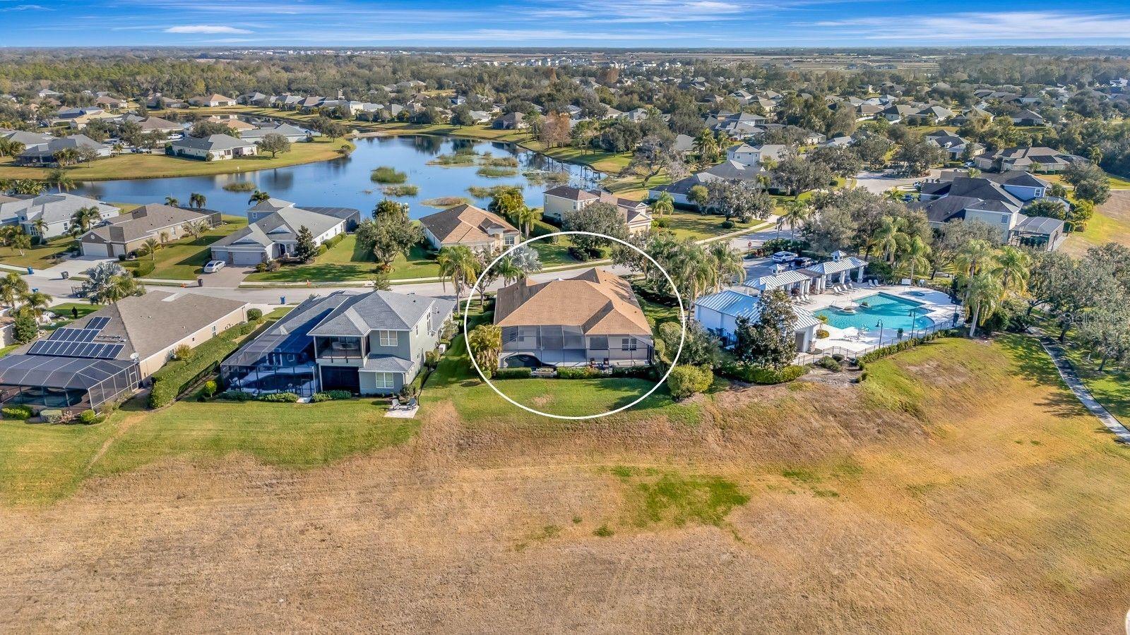 1484 HICKORY VIEW CIRCLE