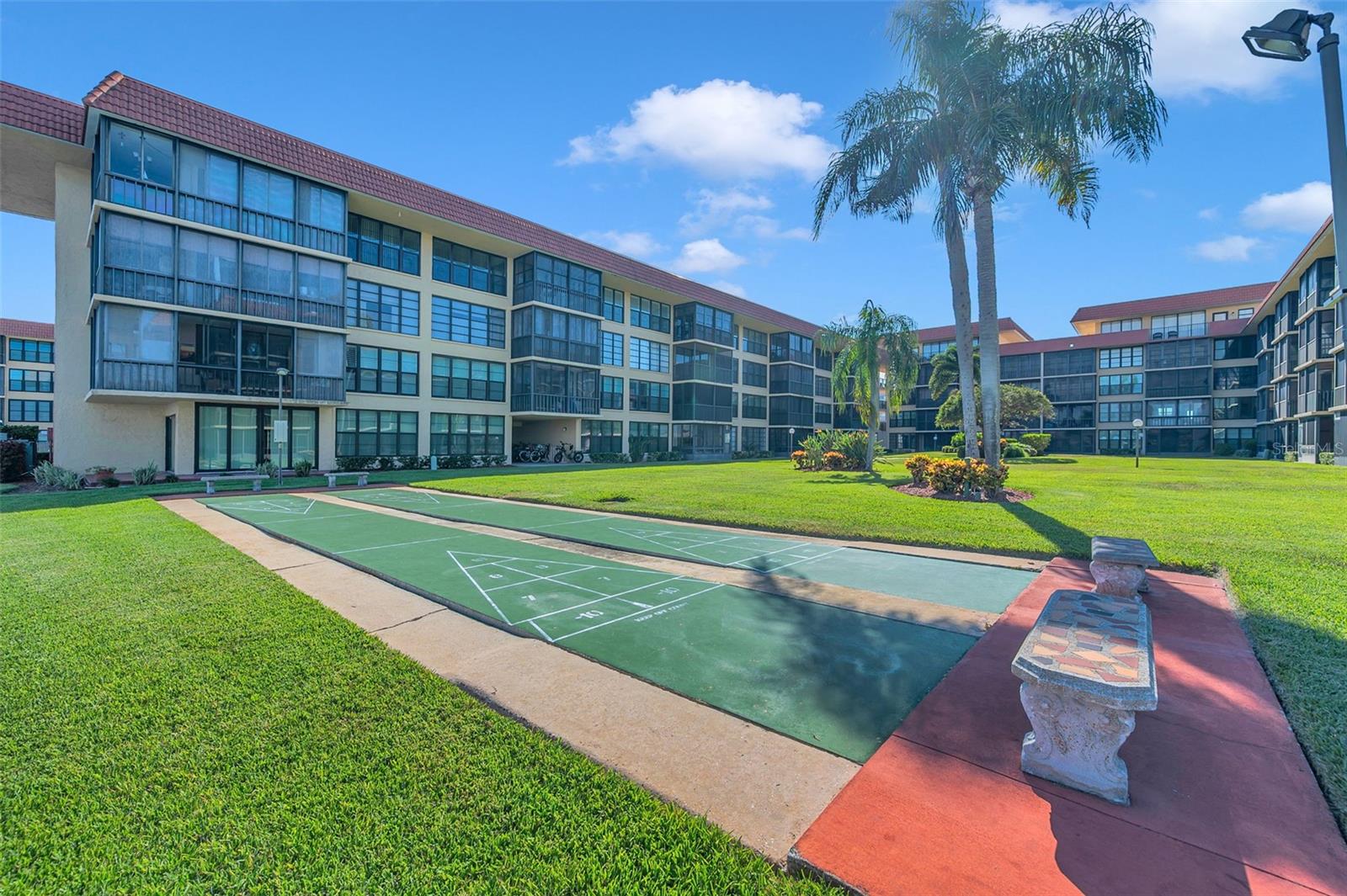 BAY MARINER THE CONDO - Residential