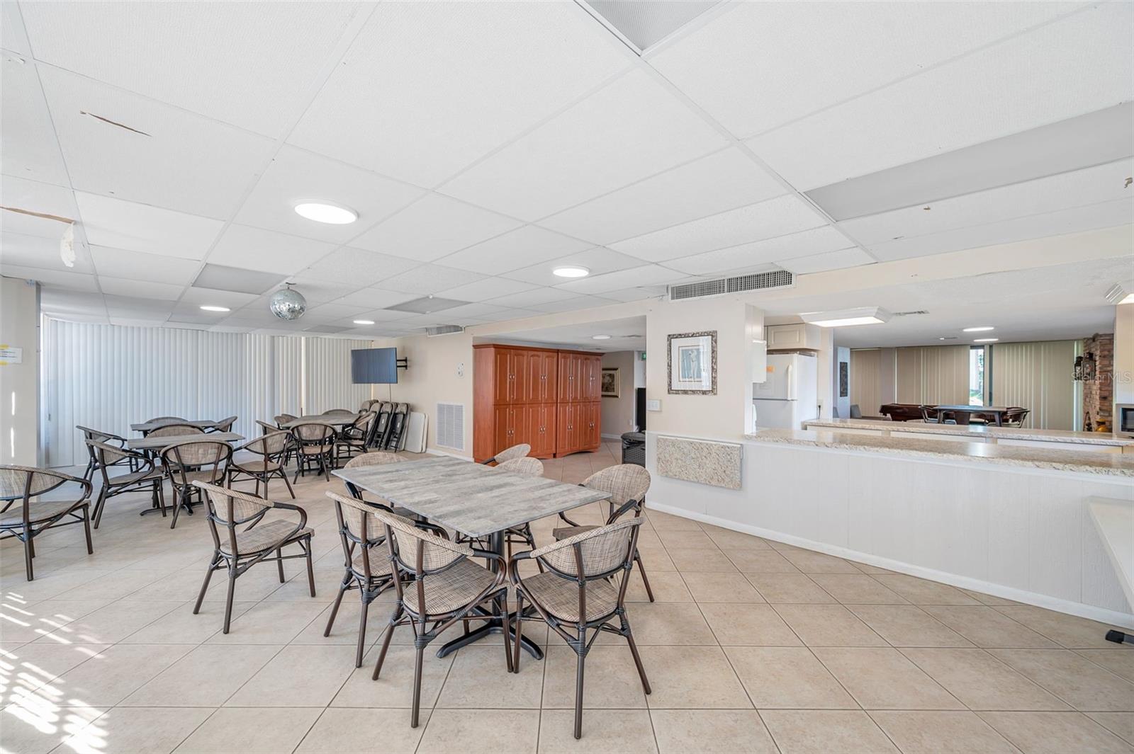 BAY MARINER THE CONDO - Residential