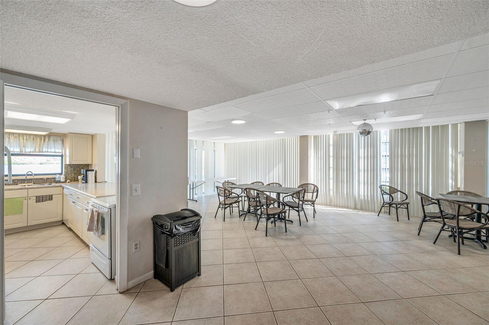 BAY MARINER THE CONDO - Residential