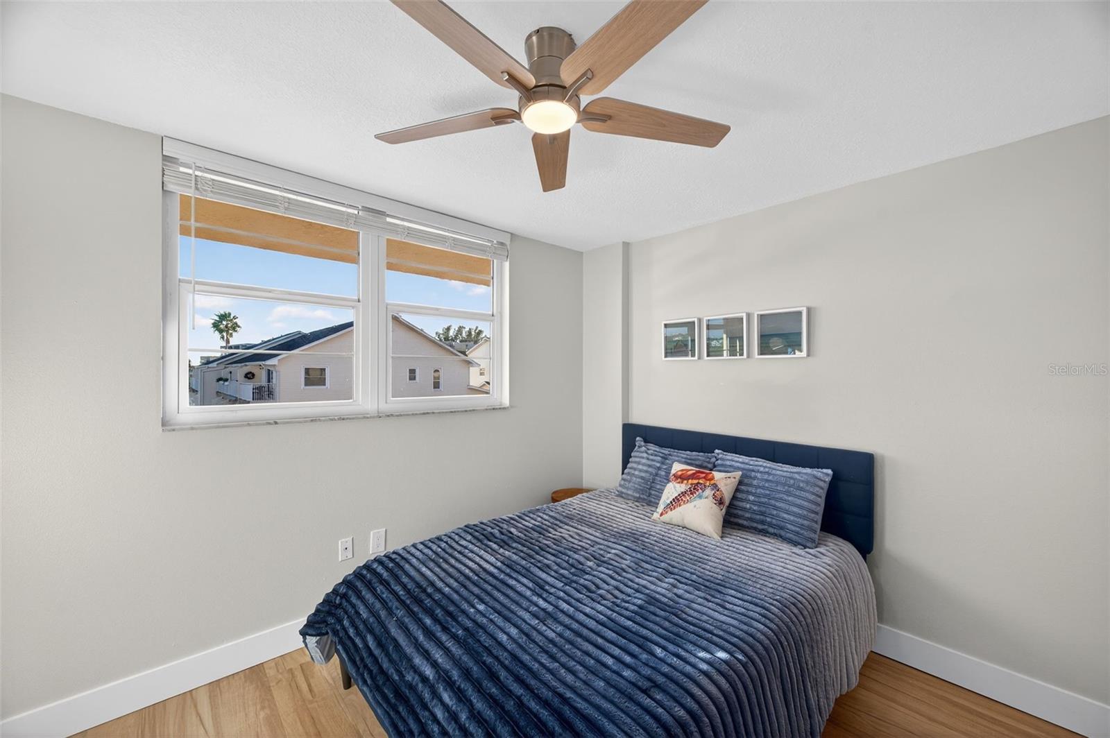 BAY MARINER THE CONDO - Residential