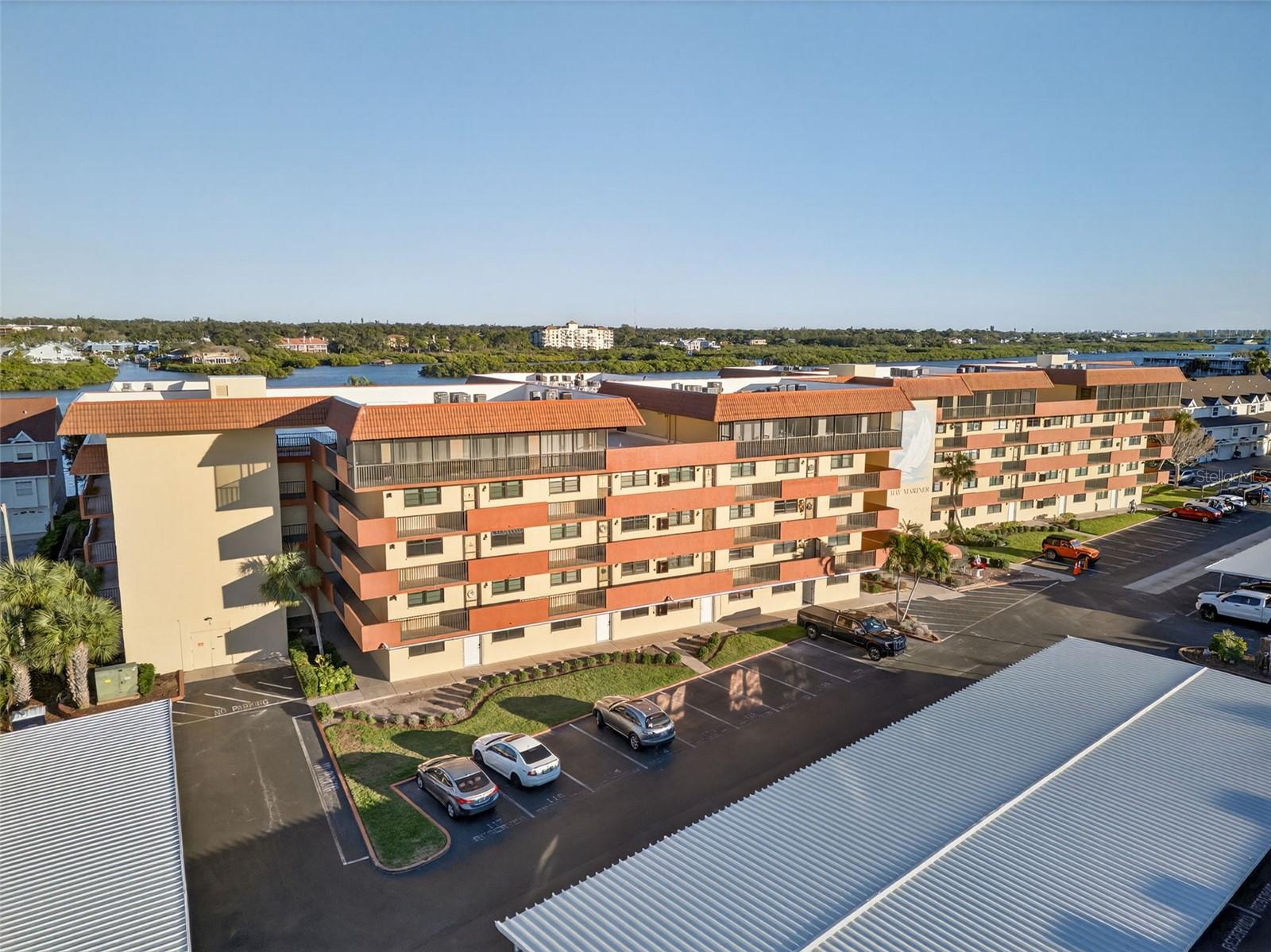 BAY MARINER THE CONDO - Residential