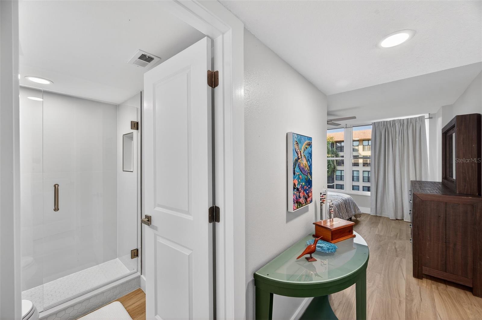 BAY MARINER THE CONDO - Residential