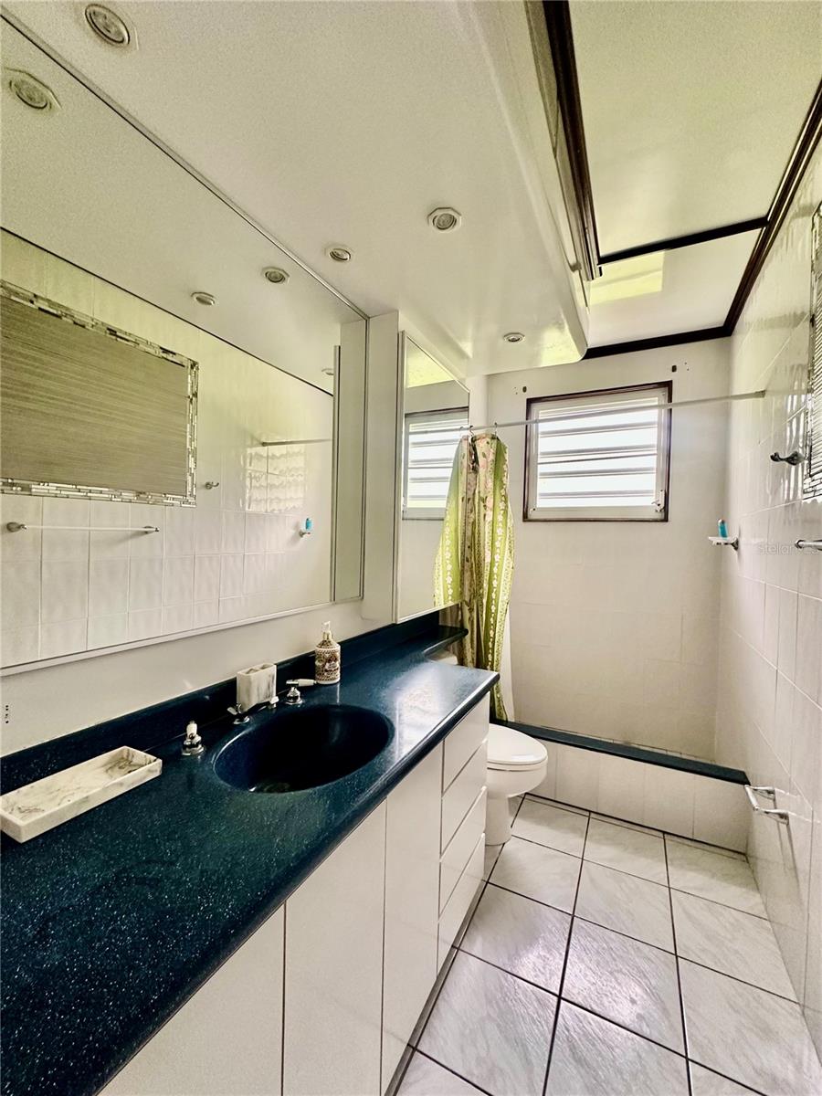 QUEBRADA HONDA - Residential