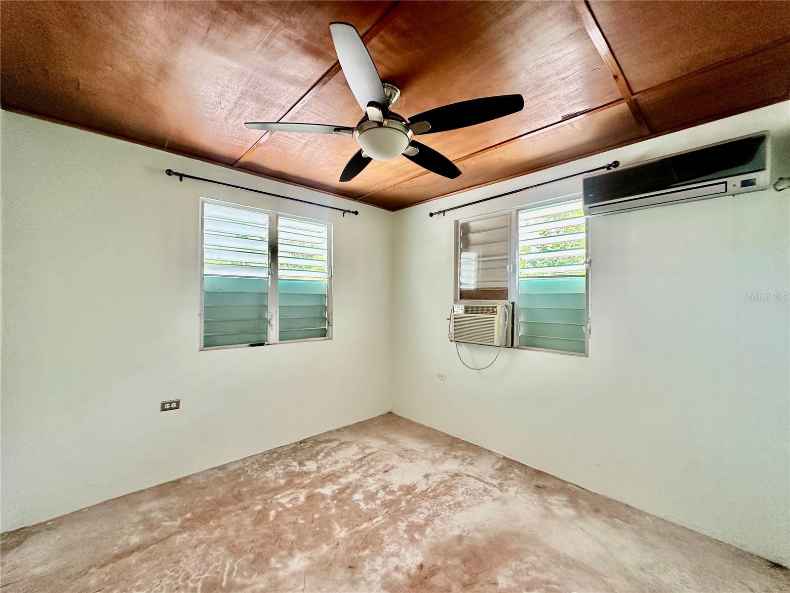 QUEBRADA HONDA - Residential