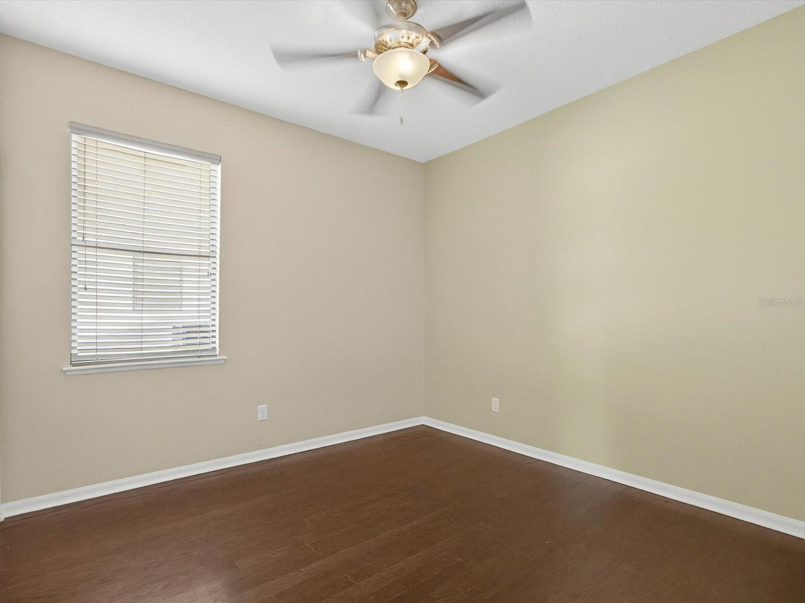 SHINGLE CREEK RESERVE AT THE OAKS PH 6 - Residential