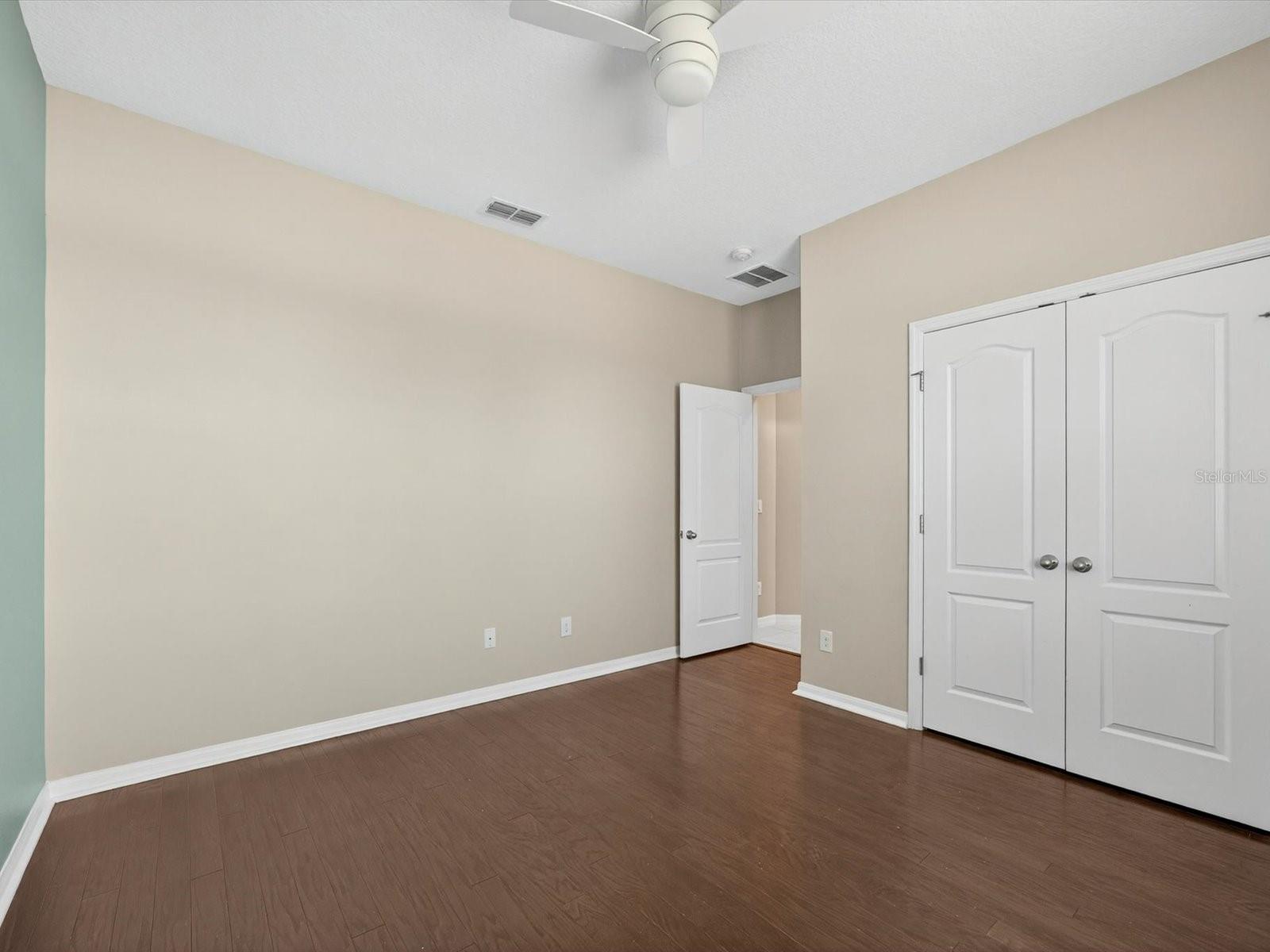 SHINGLE CREEK RESERVE AT THE OAKS PH 6 - Residential