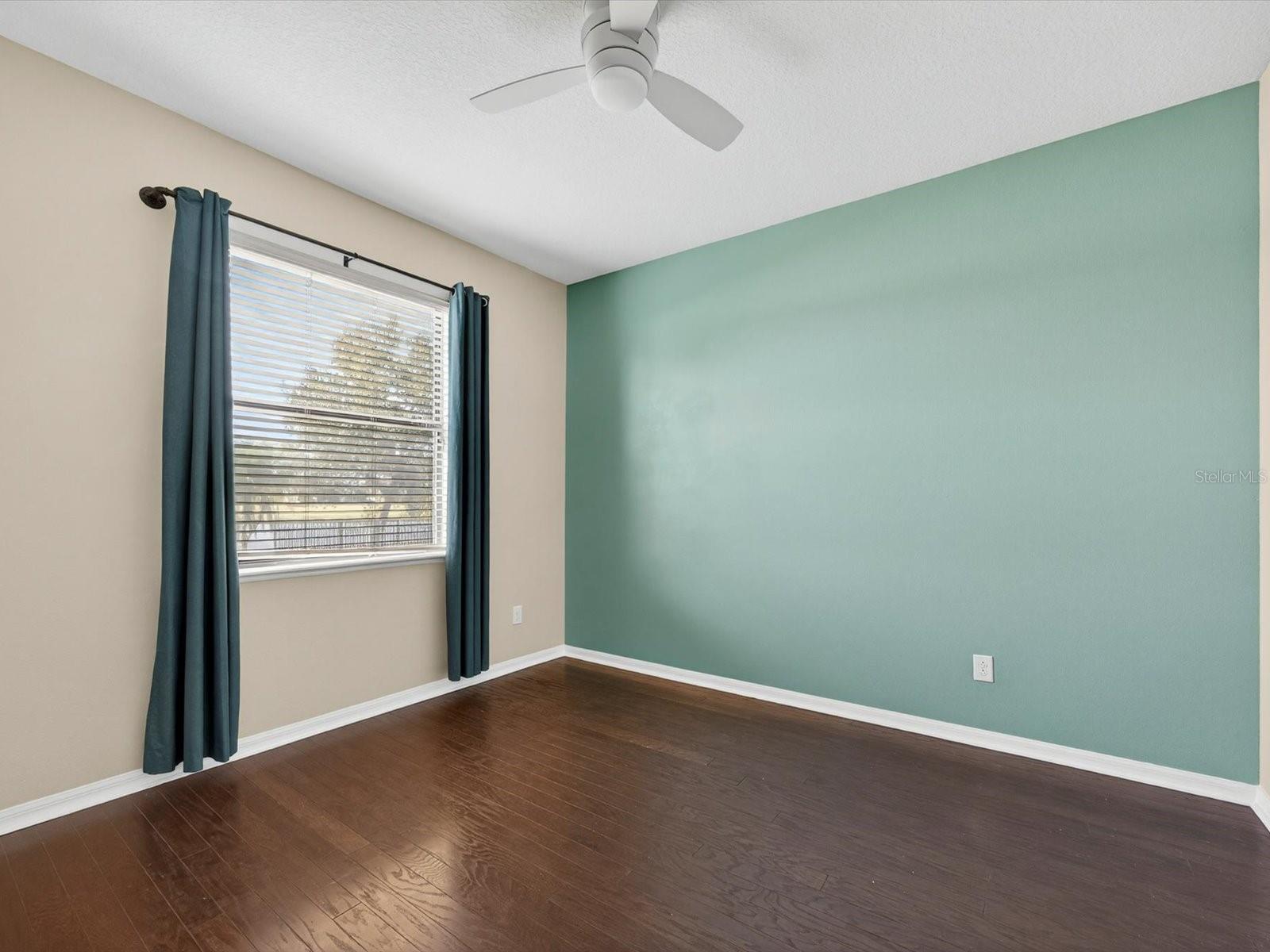 SHINGLE CREEK RESERVE AT THE OAKS PH 6 - Residential