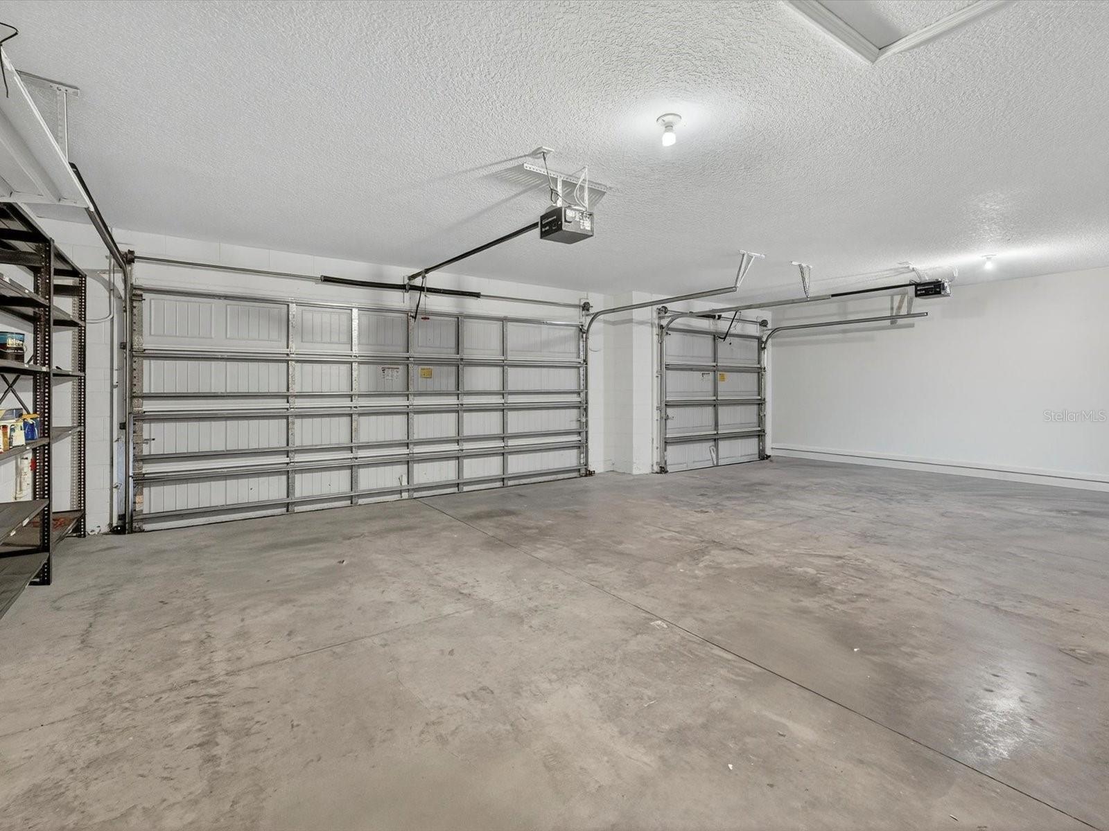 SHINGLE CREEK RESERVE AT THE OAKS PH 6 - Residential