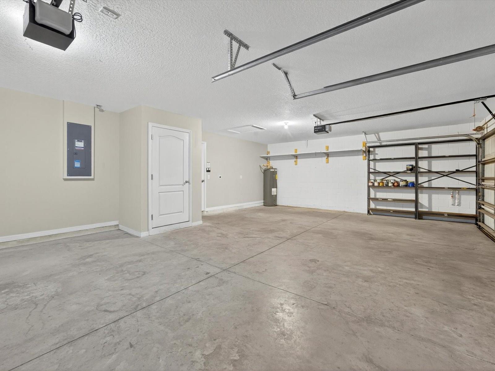 SHINGLE CREEK RESERVE AT THE OAKS PH 6 - Residential