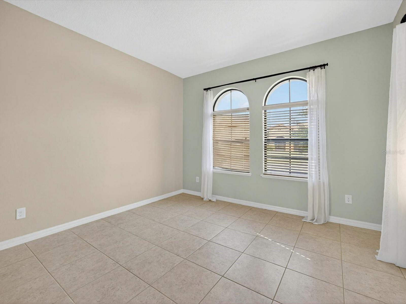 SHINGLE CREEK RESERVE AT THE OAKS PH 6 - Residential