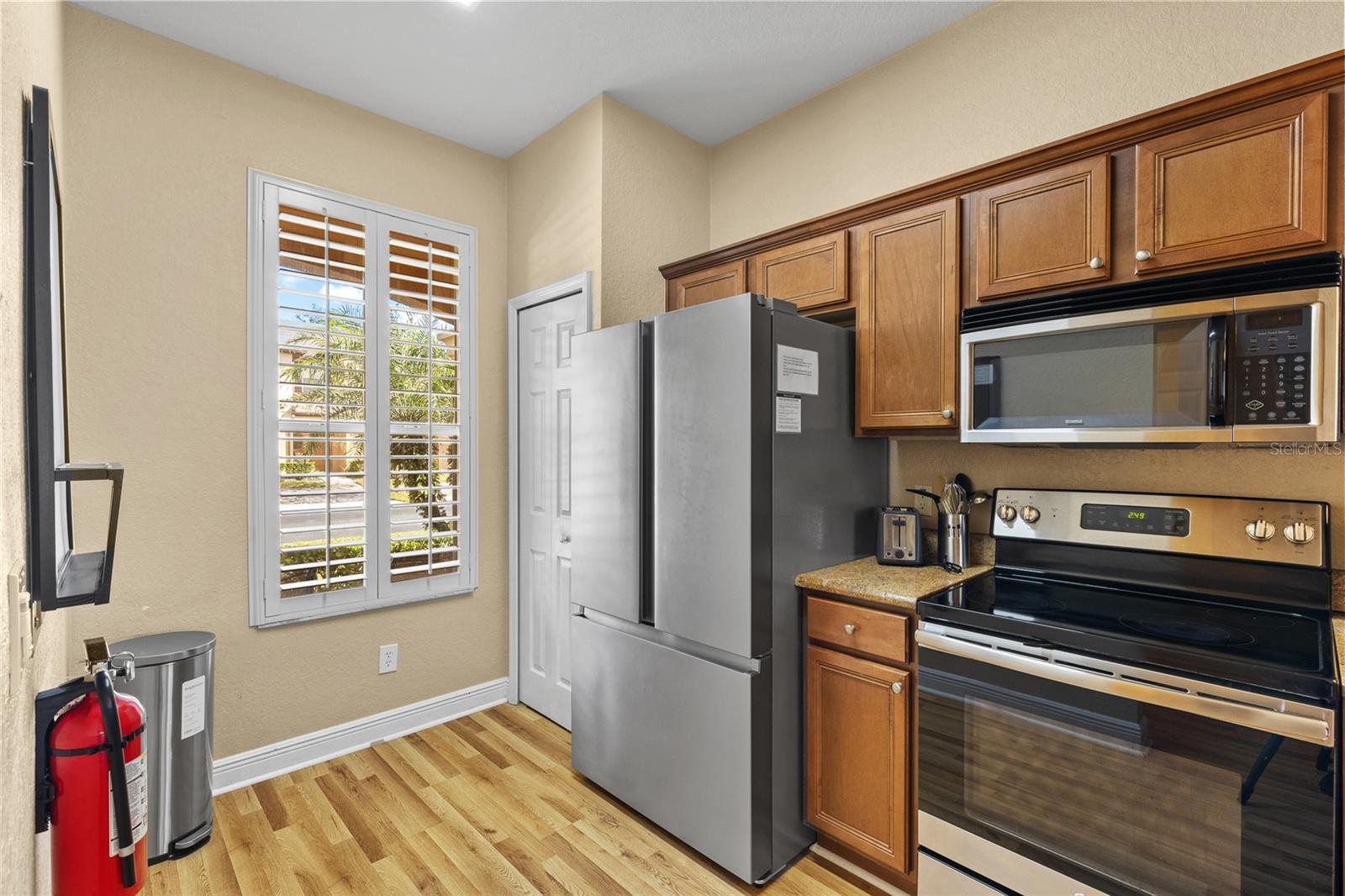 VILLA AT REGAL PALMS CONDO - Residential