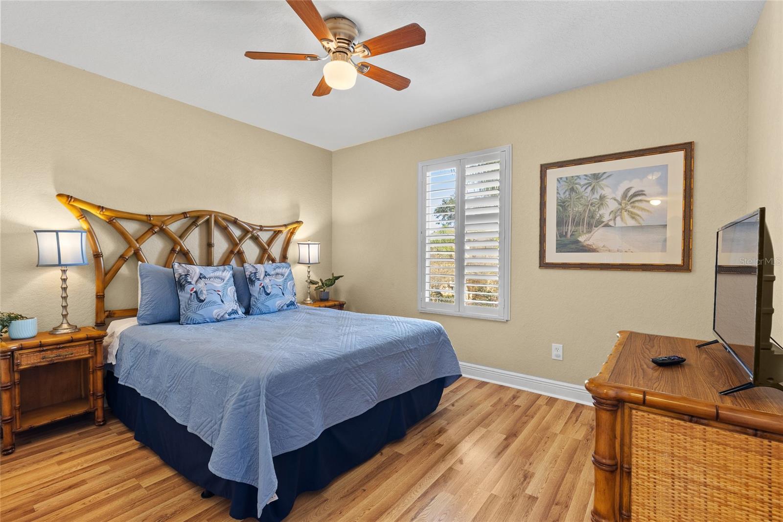 VILLA AT REGAL PALMS CONDO - Residential