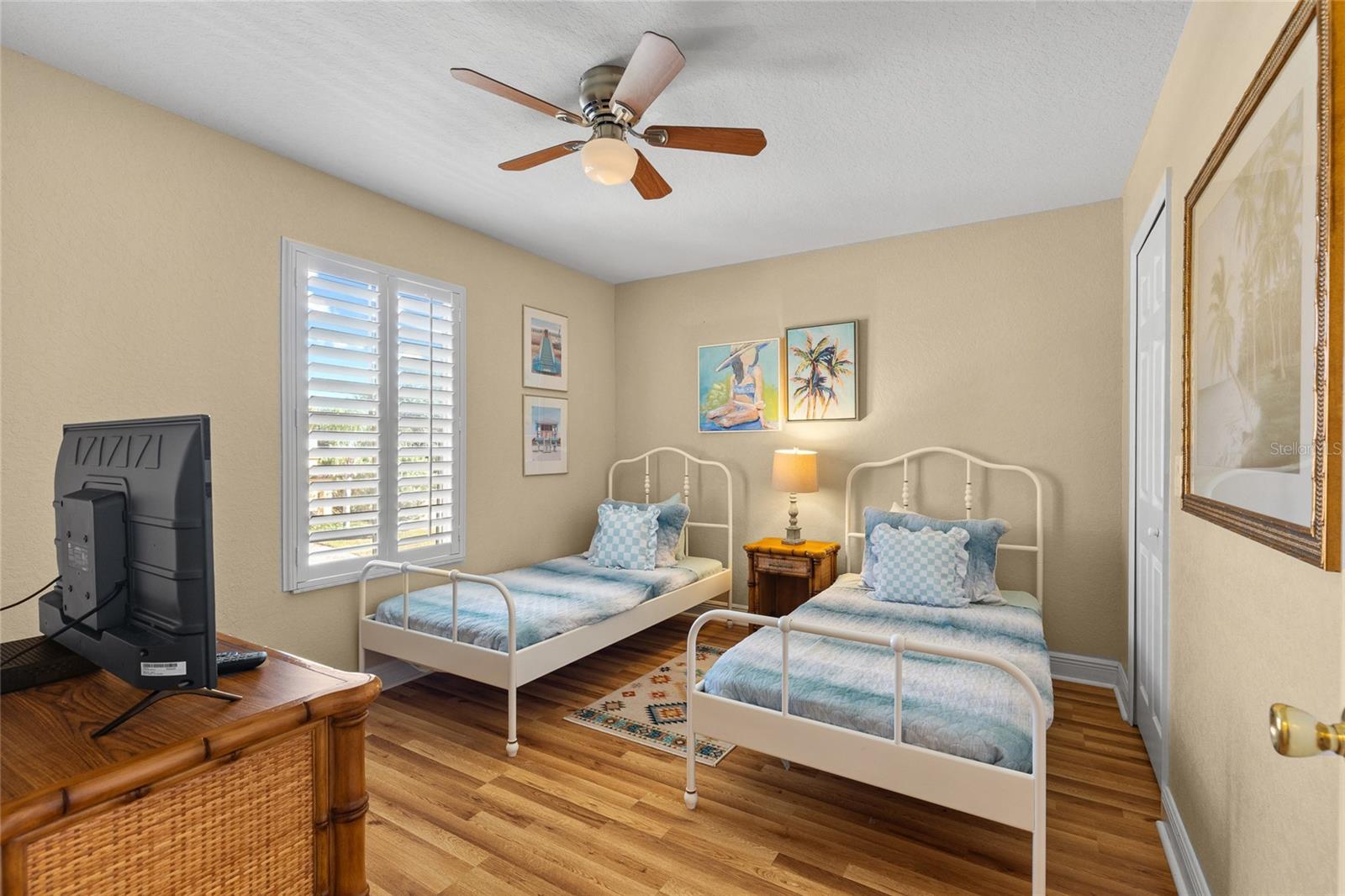 VILLA AT REGAL PALMS CONDO - Residential