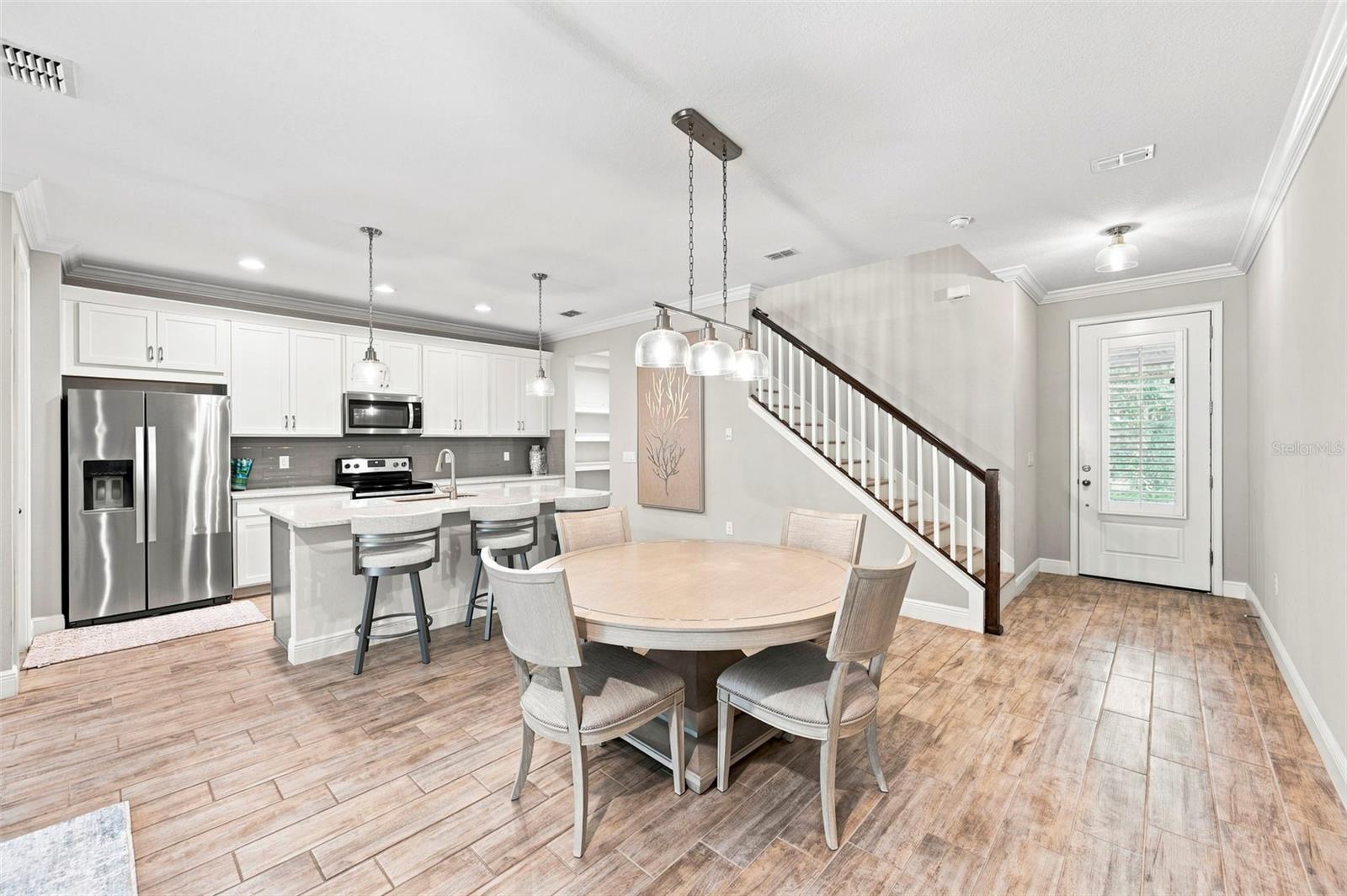 1103 MANGO COURT