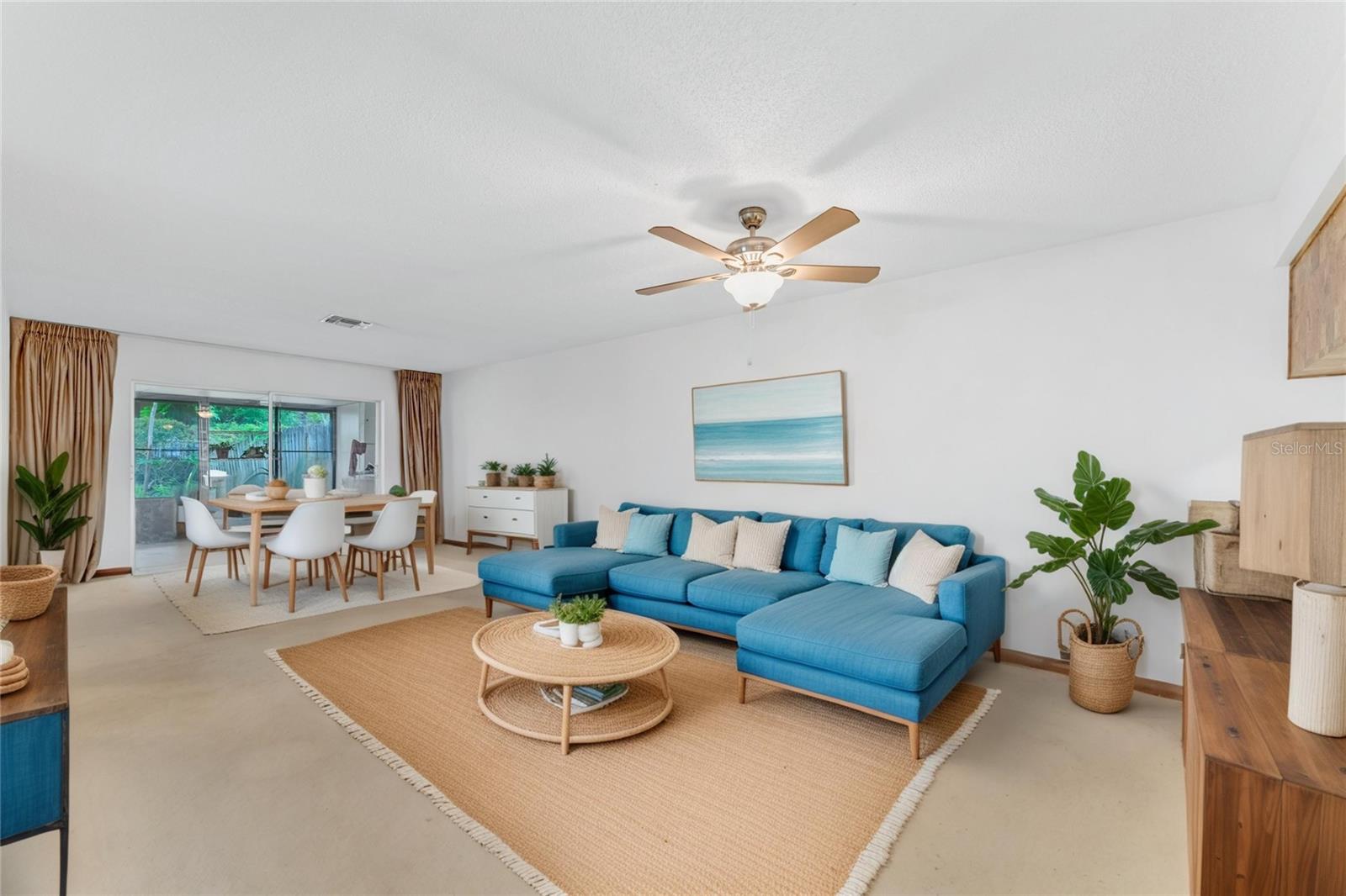 4 SUGARBERRY CIRCLE