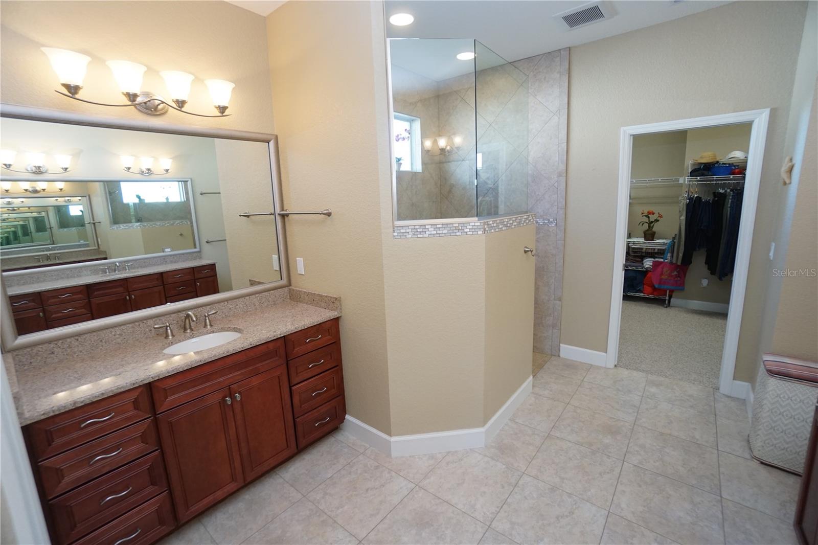 PUNTA GORDA ISLES SEC 15 - Residential
