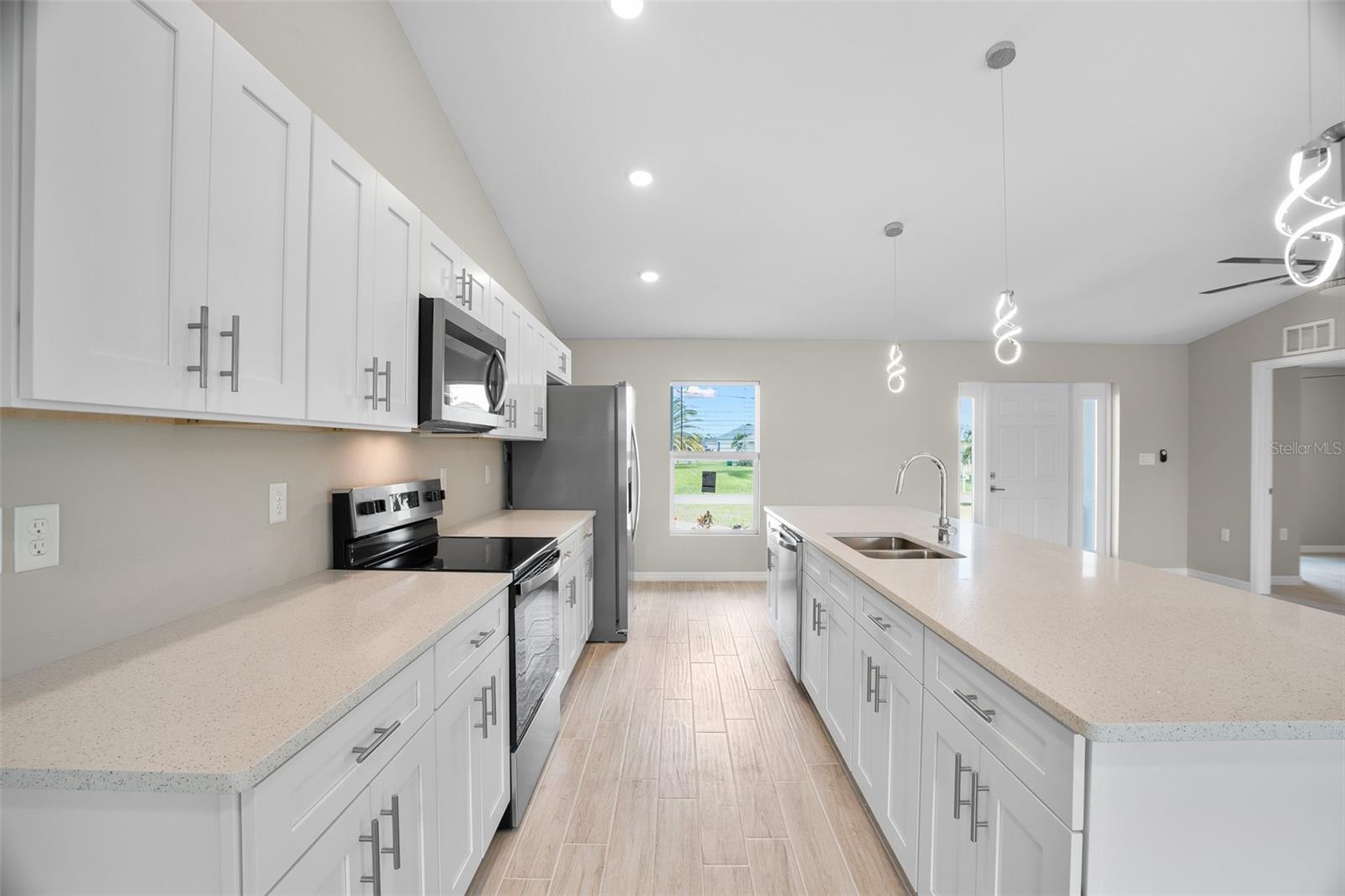 CAPE CORAL - Residential Lease