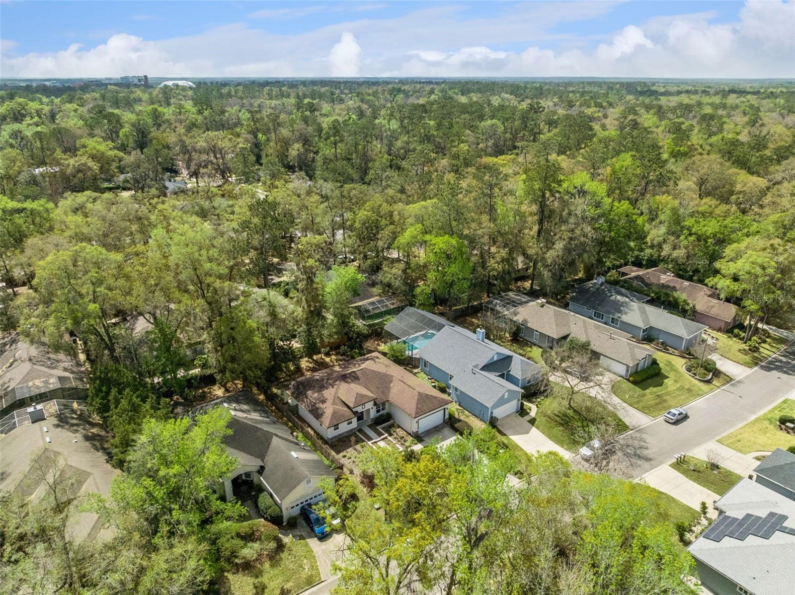 COLONY PARK - Residential