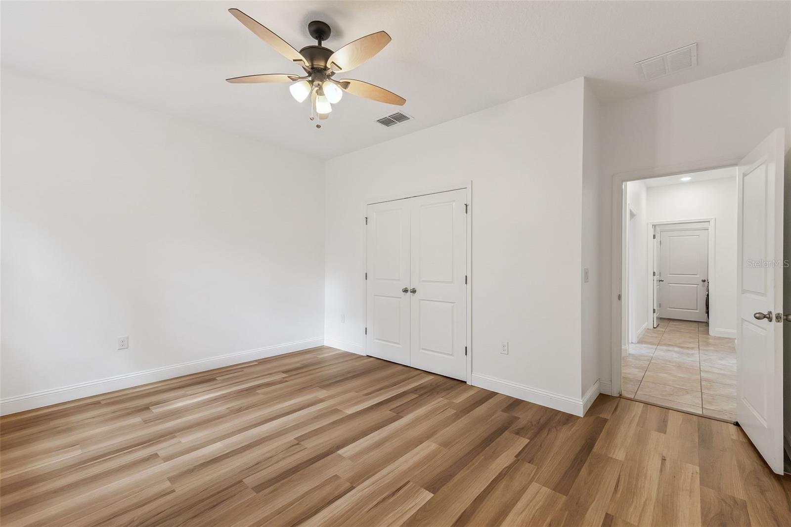 COLONY PARK - Residential