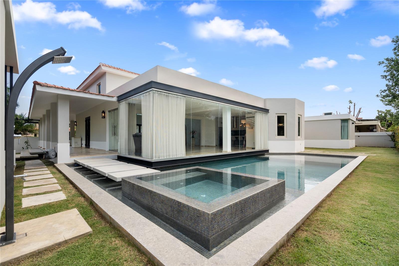 SABANERA DORADO - Residential