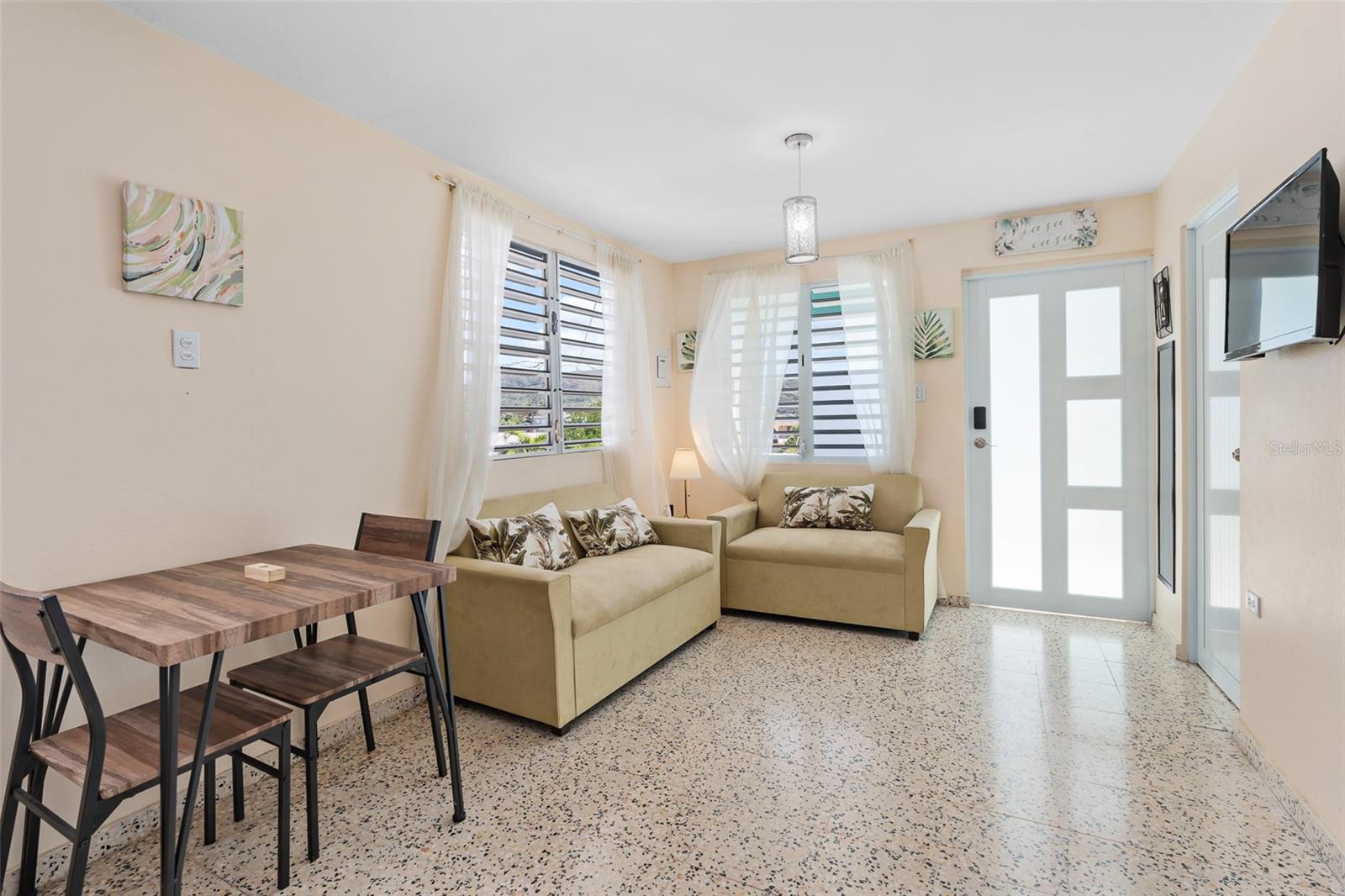 COMM JACANAS - Residential Income