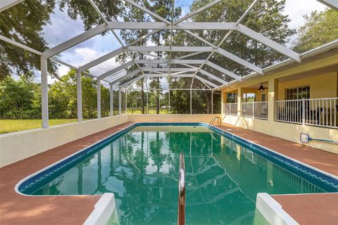 A home in HOWEY IN THE HILLS