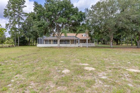 A home in HOWEY IN THE HILLS