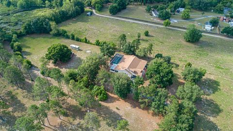 A home in HOWEY IN THE HILLS