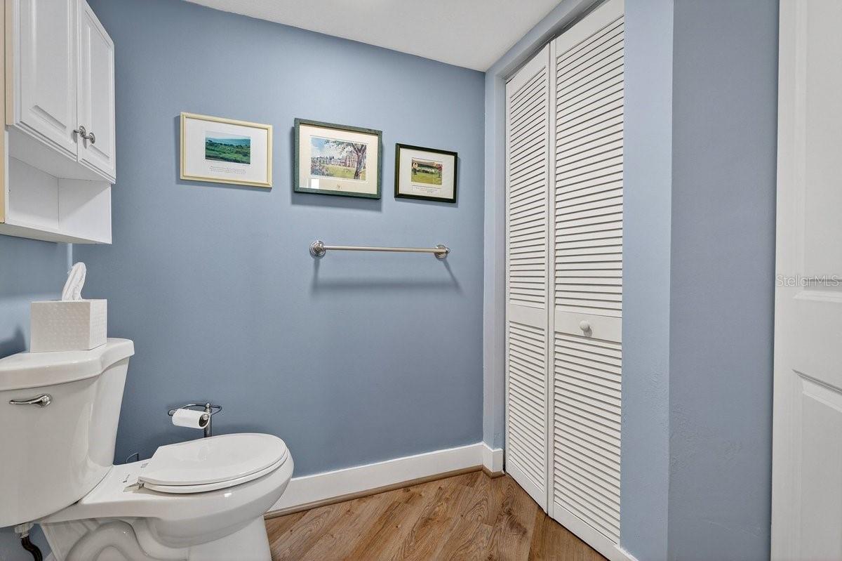 OCEANS ATRIUM 01 CONDO - Residential