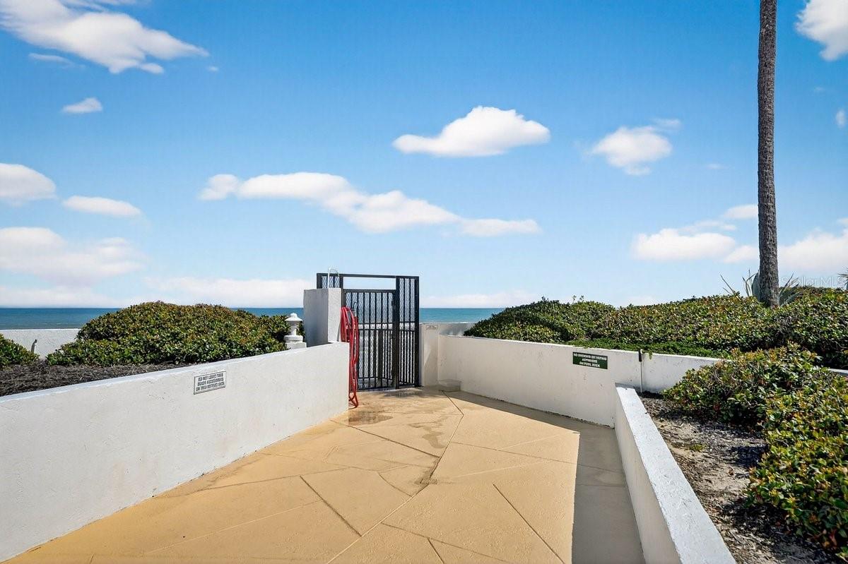 OCEANS ATRIUM 01 CONDO - Residential