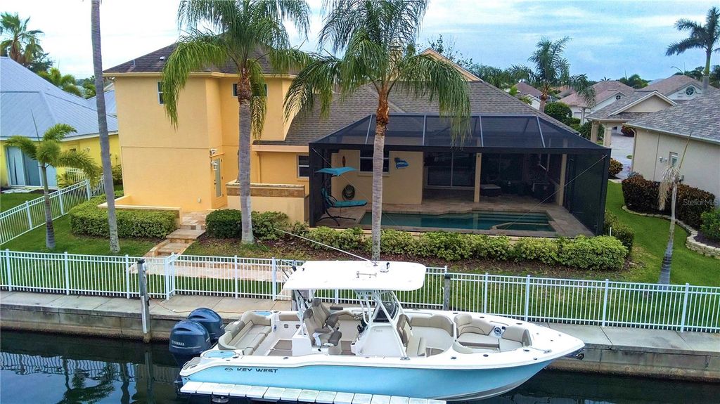 Photo of 4735 Halyard Drive, Bradenton, FL 34208 (MLS # A4664574)