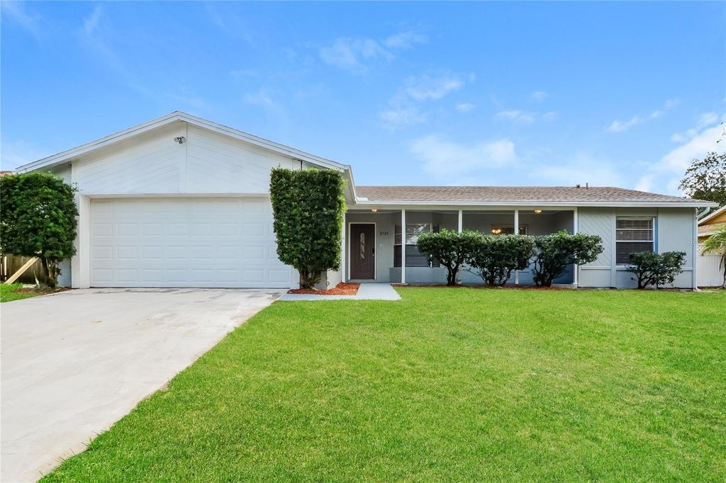 Photo of 8734 Brackenwood Drive, Orlando, FL 32829 (MLS # O6369375)