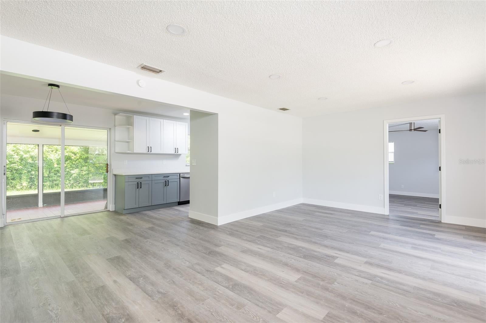 902 SHANGRI LA DRIVE