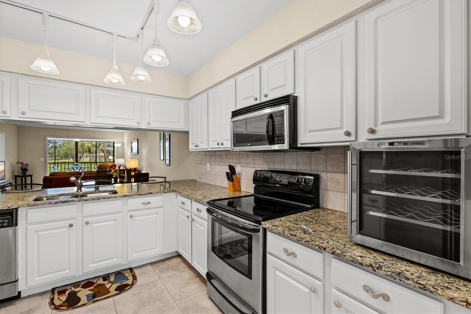 AVISTA OF PALM-AIRE - Residential