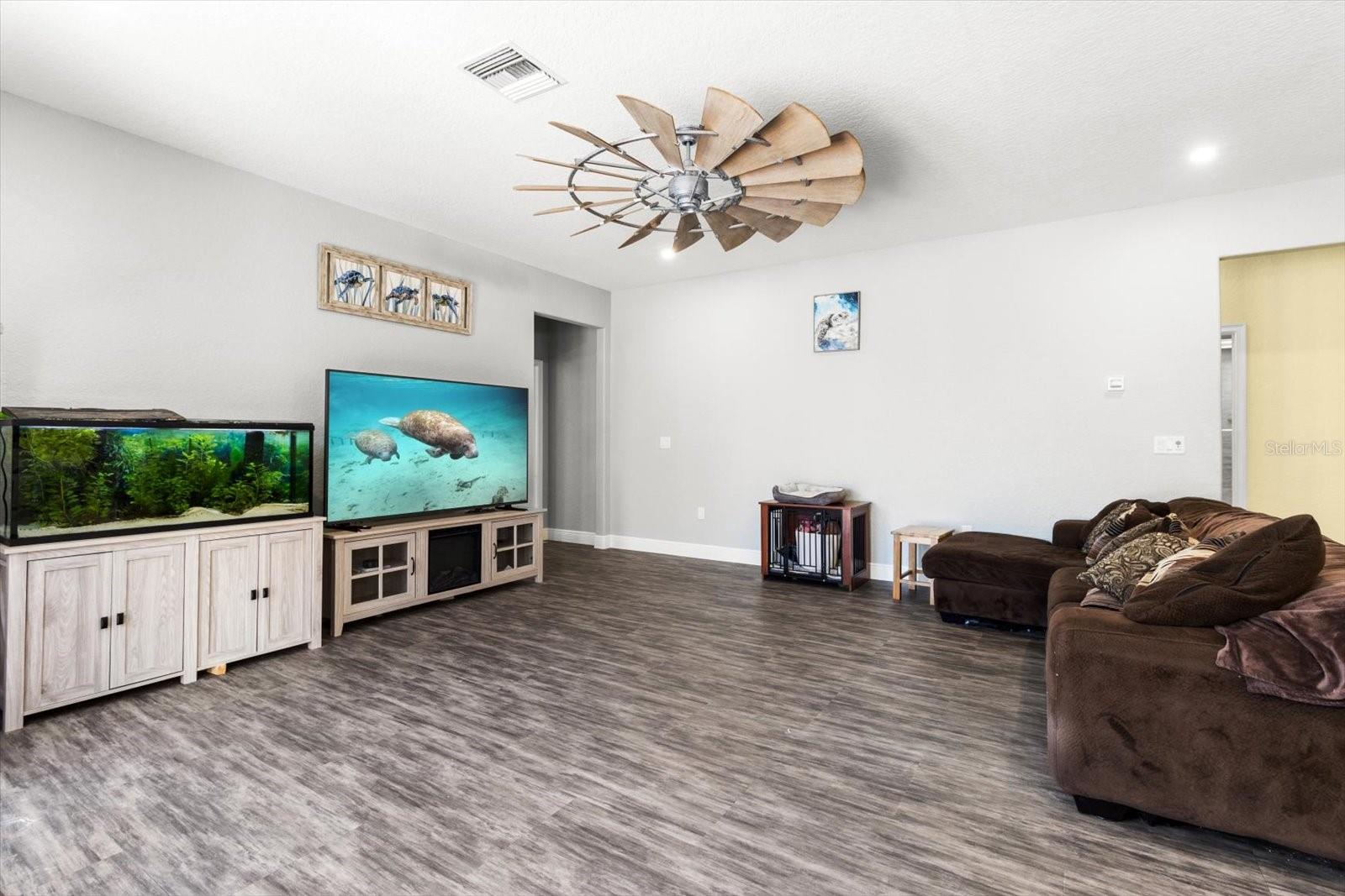 RIVERHAVEN VILLAGE - Residential