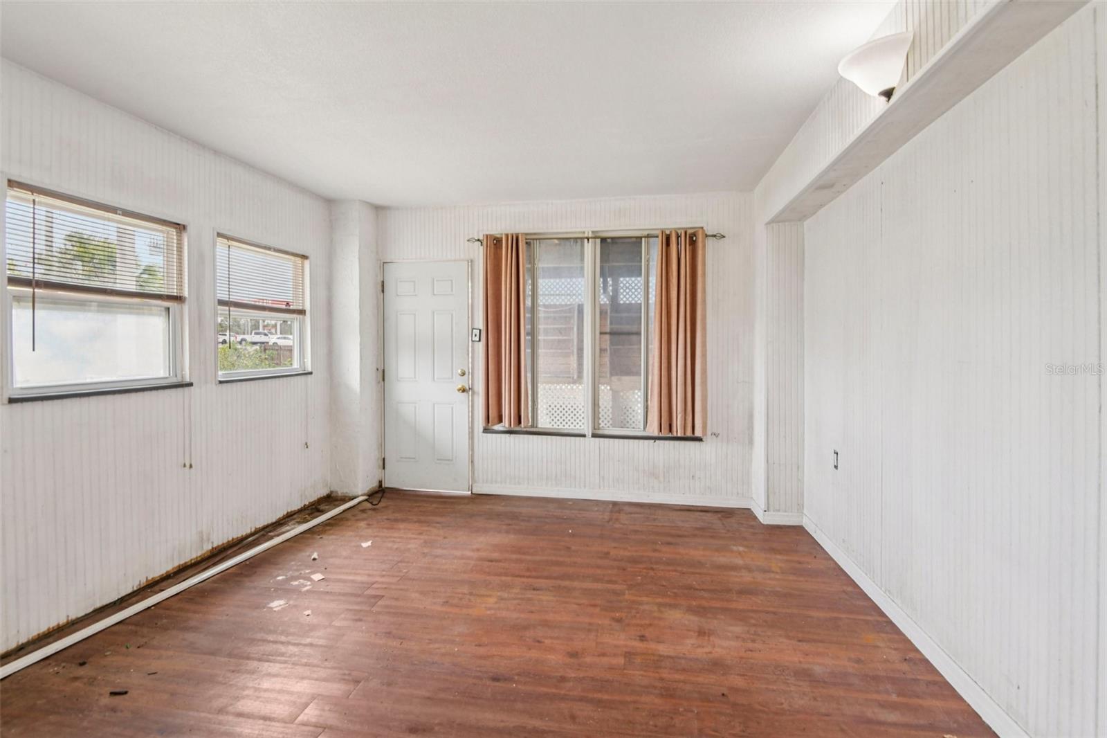 HUDSON BEACH ESTATES - Residential