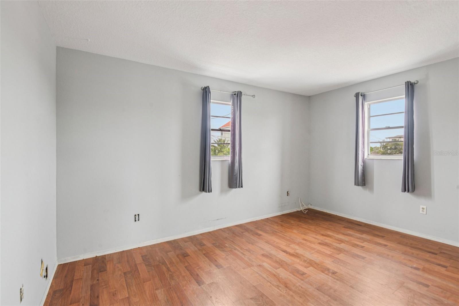 HUDSON BEACH ESTATES - Residential