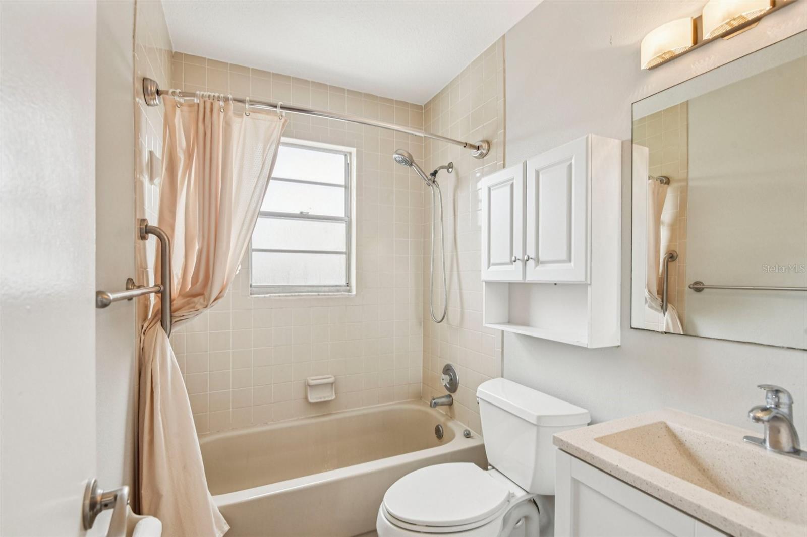 HUDSON BEACH ESTATES - Residential