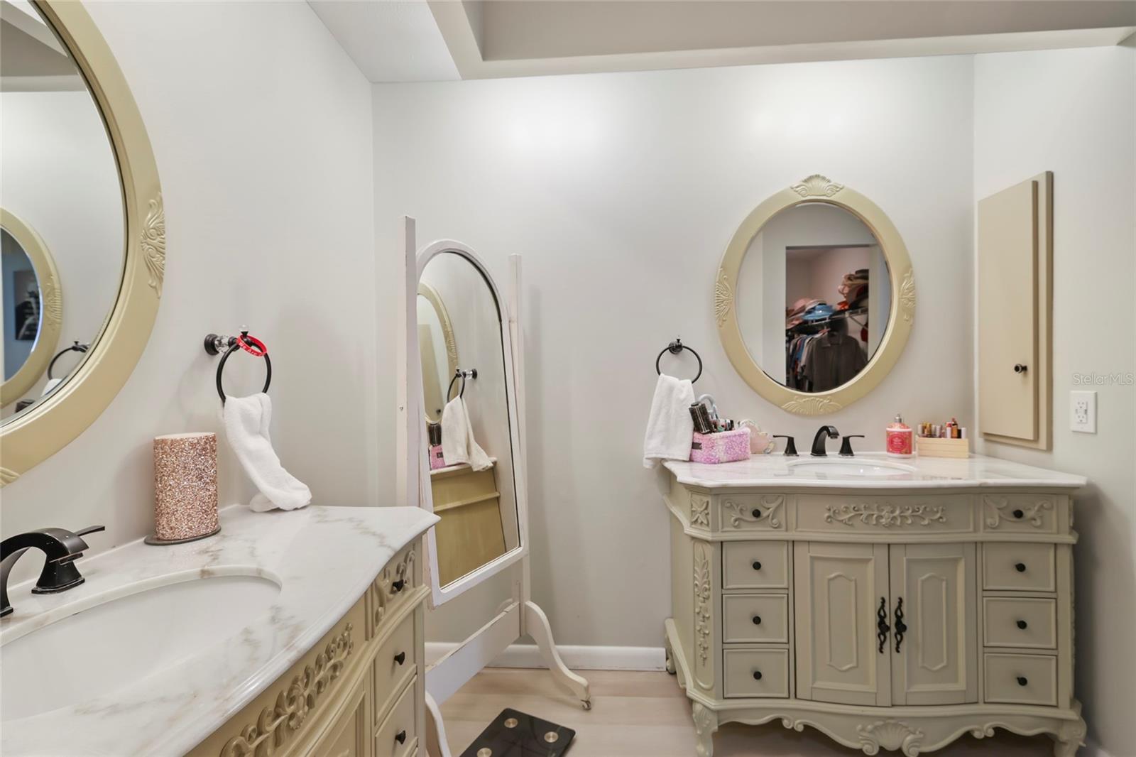 PUNTA GORDA ISLES SEC 21 - Residential