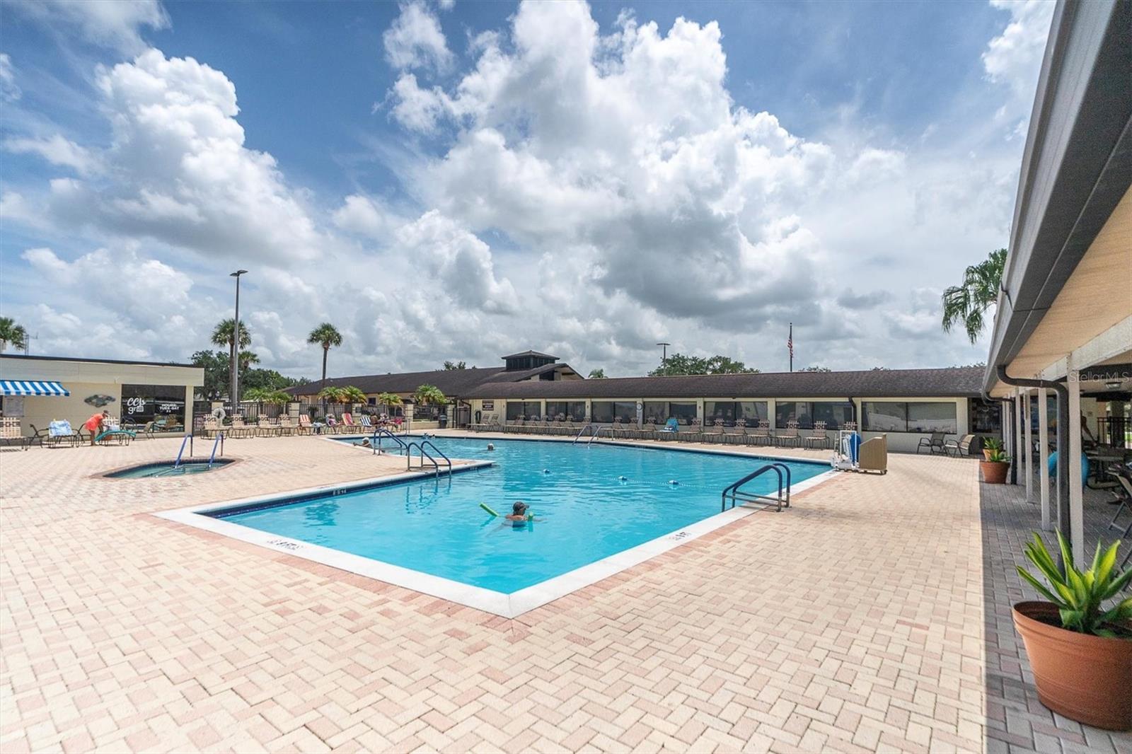 SUN CITY CENTER UNIT 35 - Residential