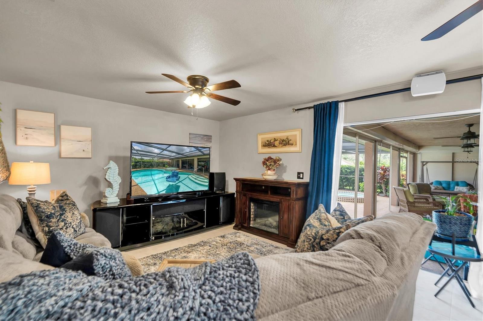 SUN CITY CENTER UNIT 35 - Residential