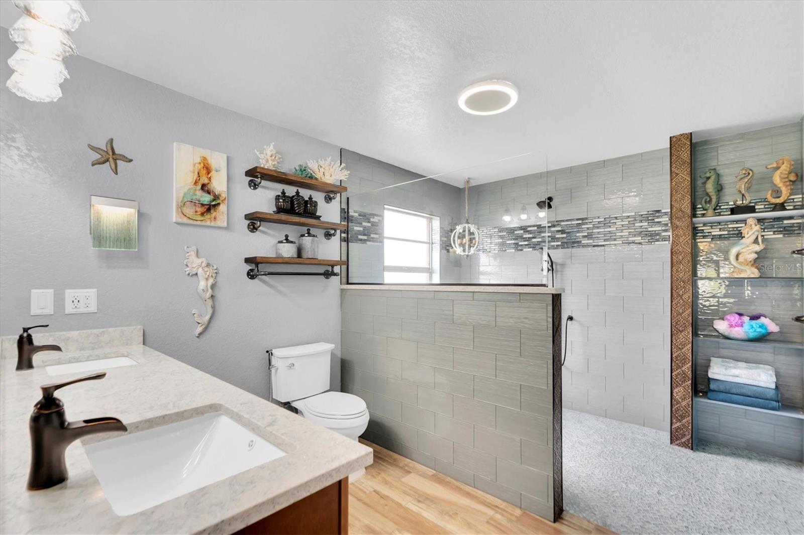 SUN CITY CENTER UNIT 35 - Residential