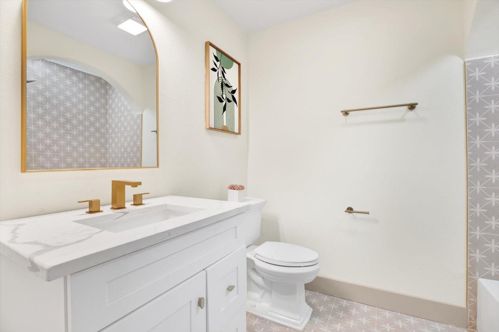 203 DRIFTWOOD DRIVE W
