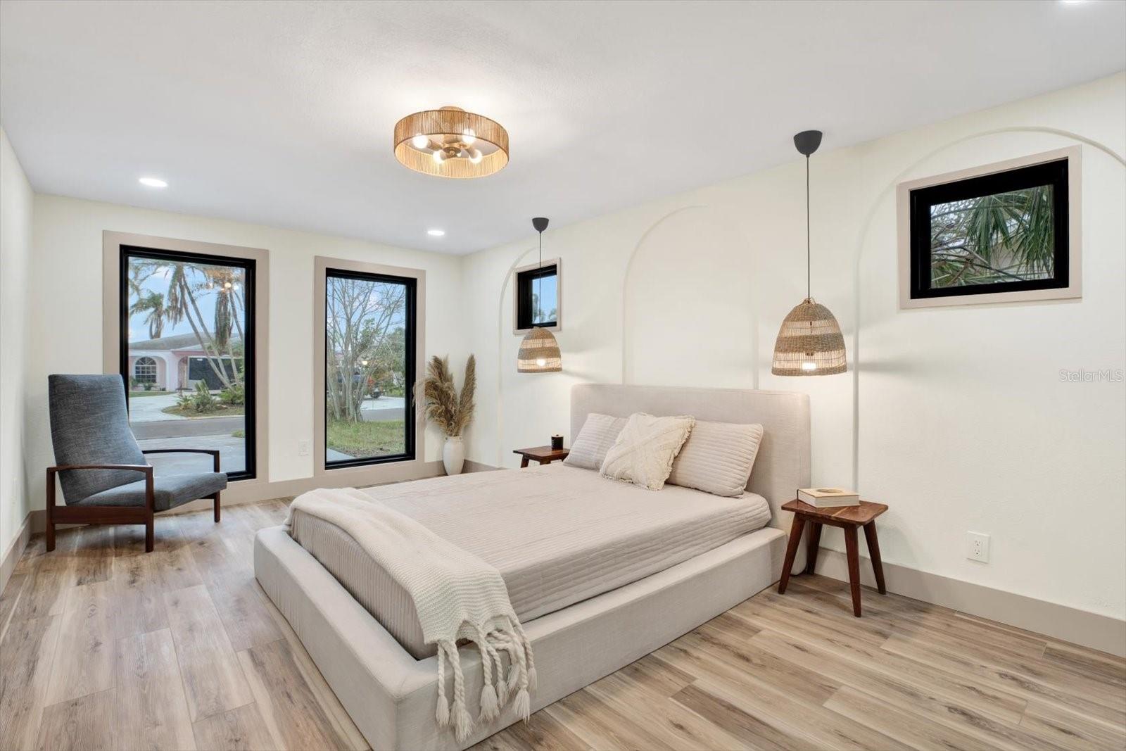 203 DRIFTWOOD DRIVE W