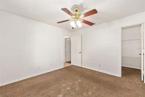 Tiny photo for 4680 NE 28th Terrace, Ocala, FL 34479 (MLS # OM724535)