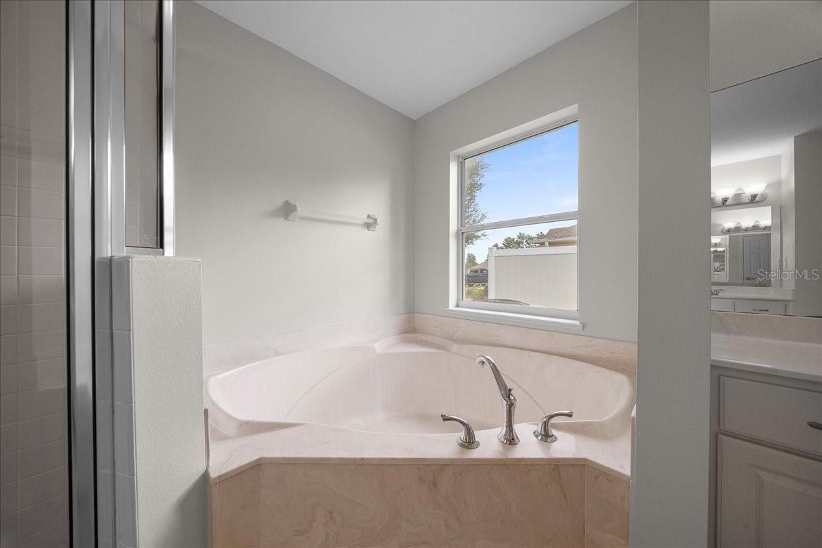 KINGSLAND COUNTRY ESTATE - Residential